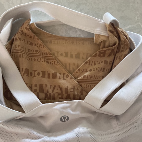 Lululemon workout tank - Picture 6 of 6